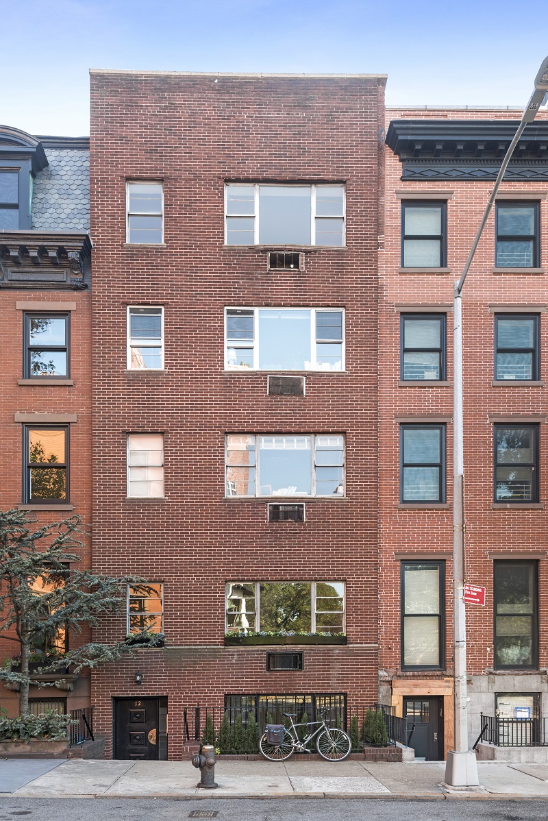 12 remsen-street-facade vertical
